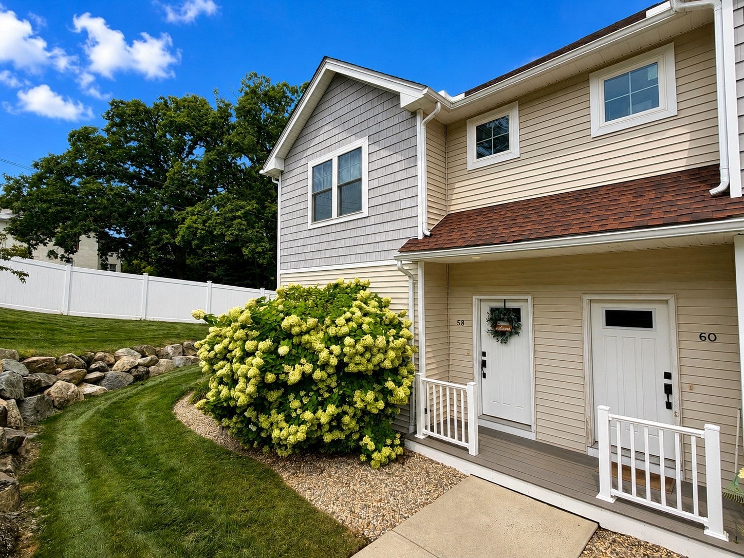 58 Oak St 58