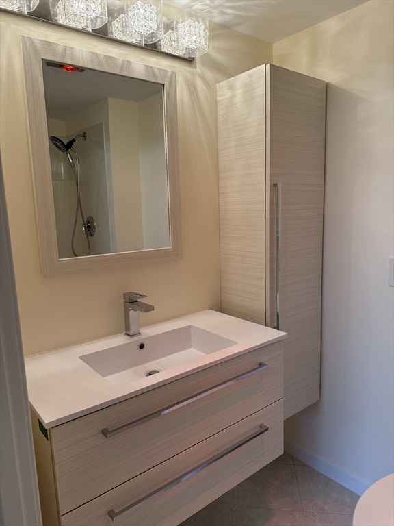 Watertown, Massachusetts 02472, United States, 2 Bedrooms Bedrooms, ,2 BathroomsBathrooms,Residential,Active,97235