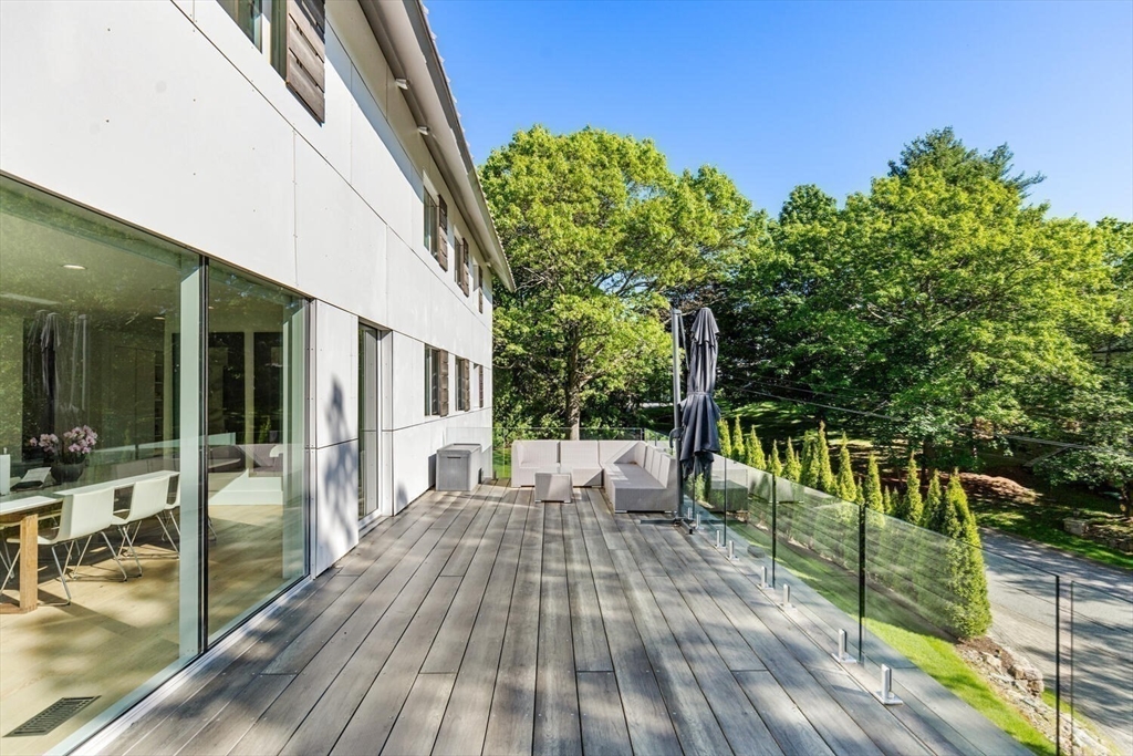 30 Whipple Rd