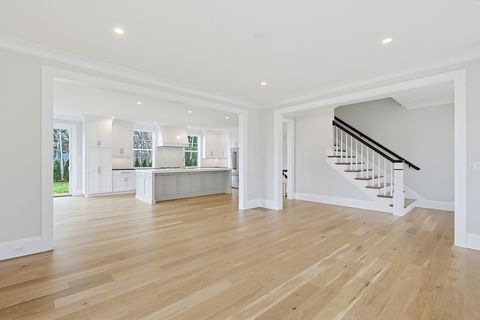 Photo of 15 Ingleside Dr, Falmouth, MA 02536 (MLS # 73491414)