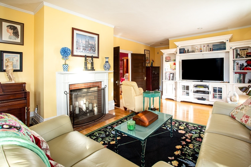 1231 Robeson St, Fall River, MA Photo #18