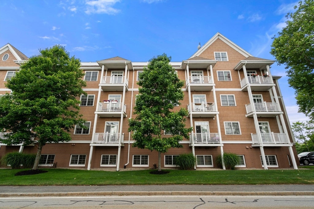 89 Lewis Bay Rd #202, Barnstable, MA Photo #3