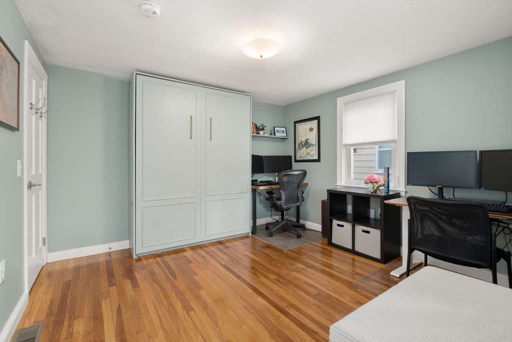 152 Sprague St, Dedham, MA Photo #17