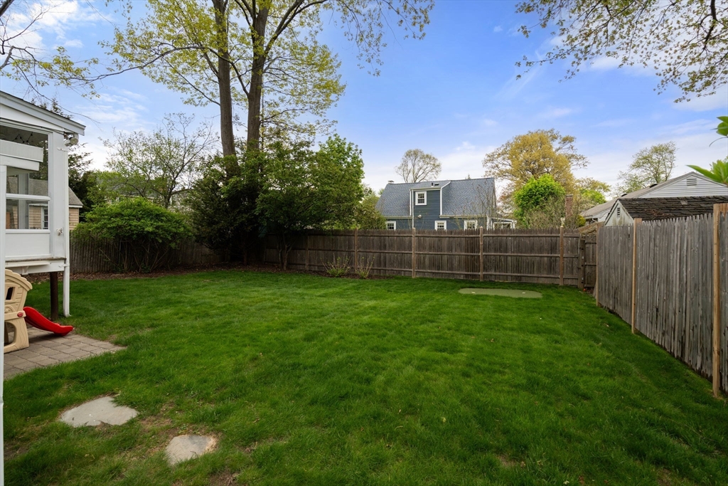 152 Sprague St, Dedham, MA Photo #31