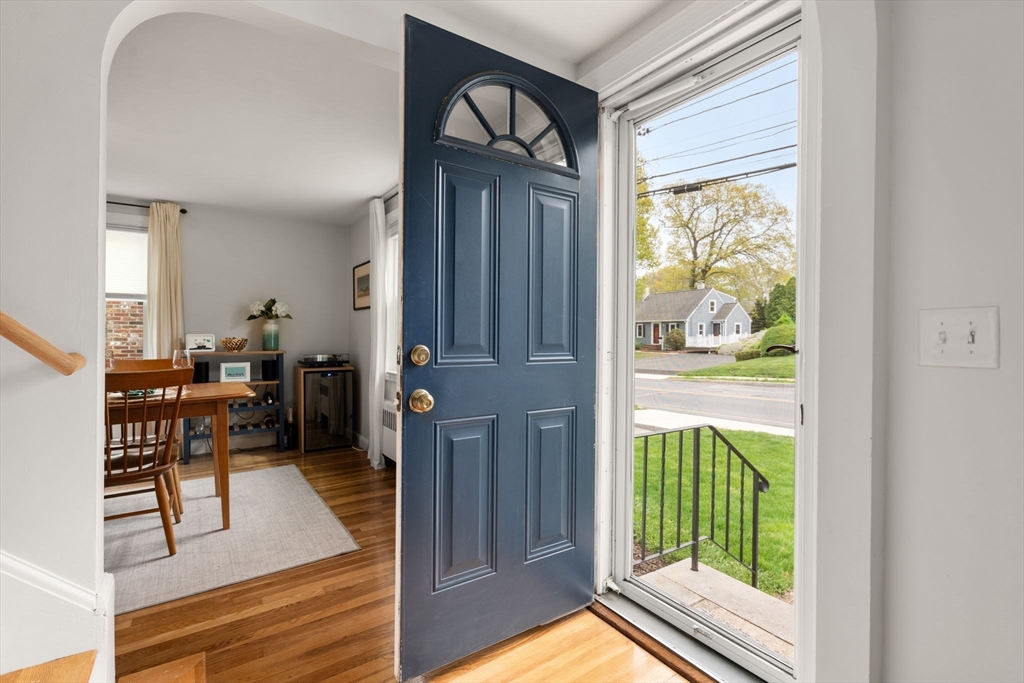 152 Sprague St, Dedham, MA Photo #3