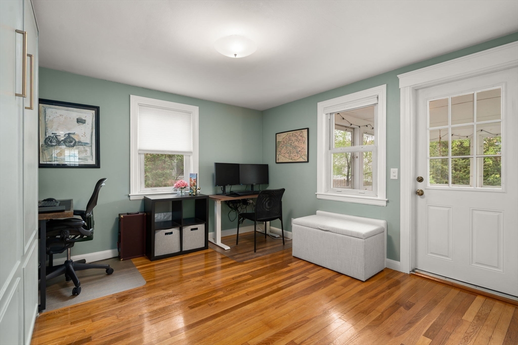 152 Sprague St, Dedham, MA Photo #16