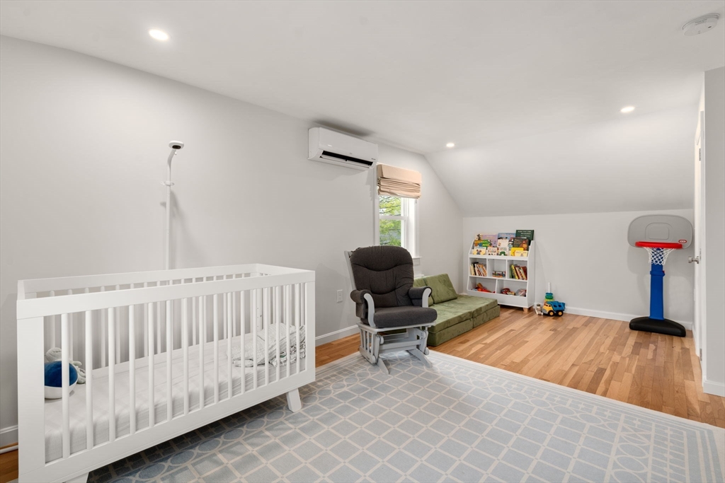 152 Sprague St, Dedham, MA Photo #24