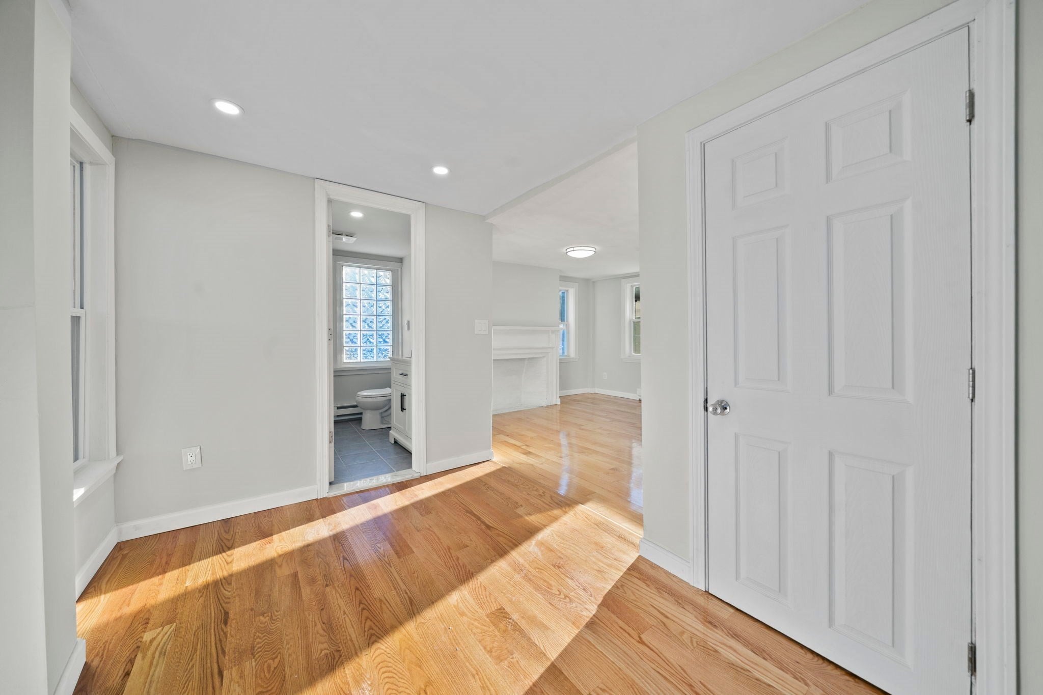 1429 Pleasant Street, Weymouth, MA Photo #10