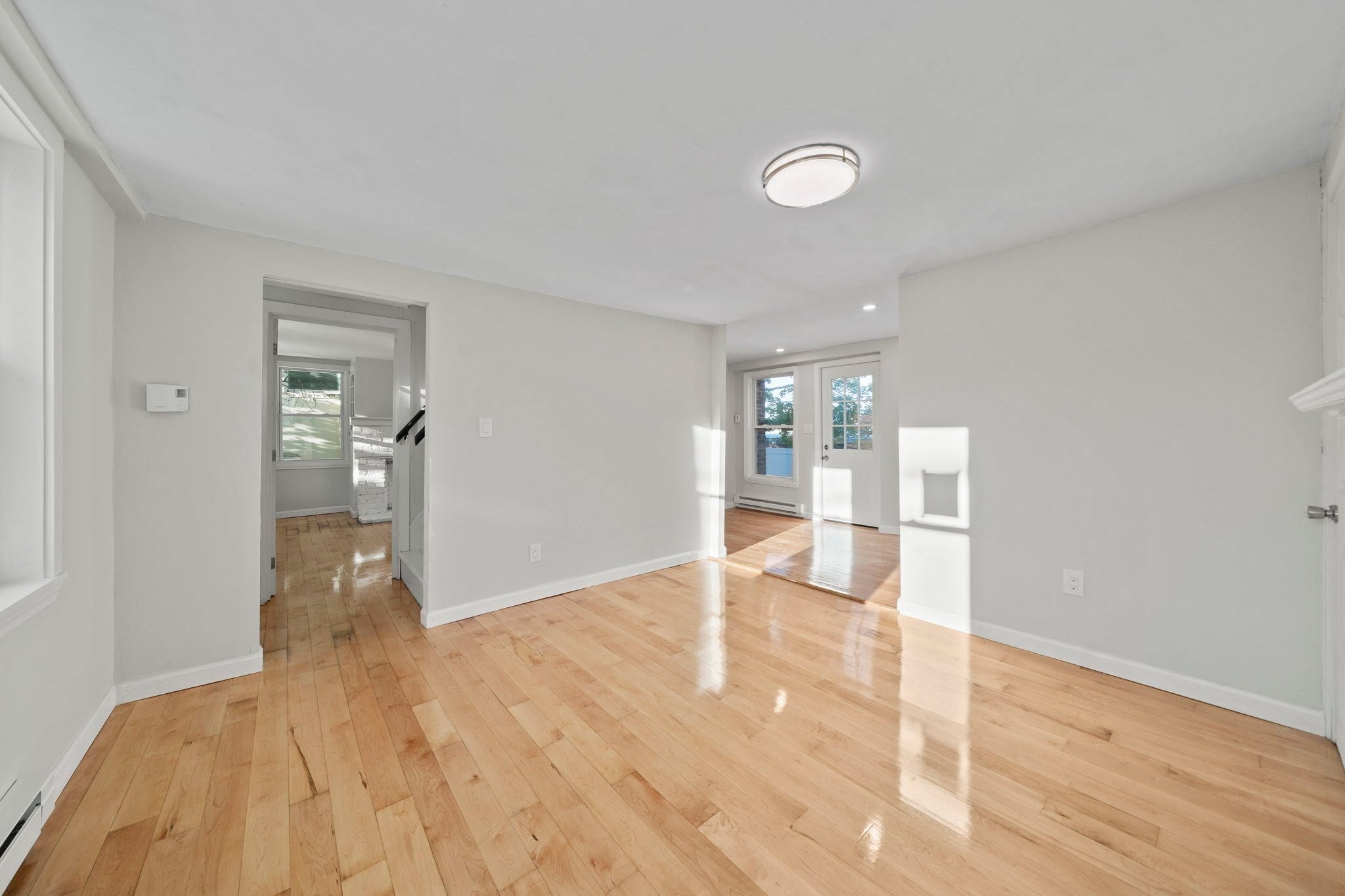 1429 Pleasant Street, Weymouth, MA Photo #8