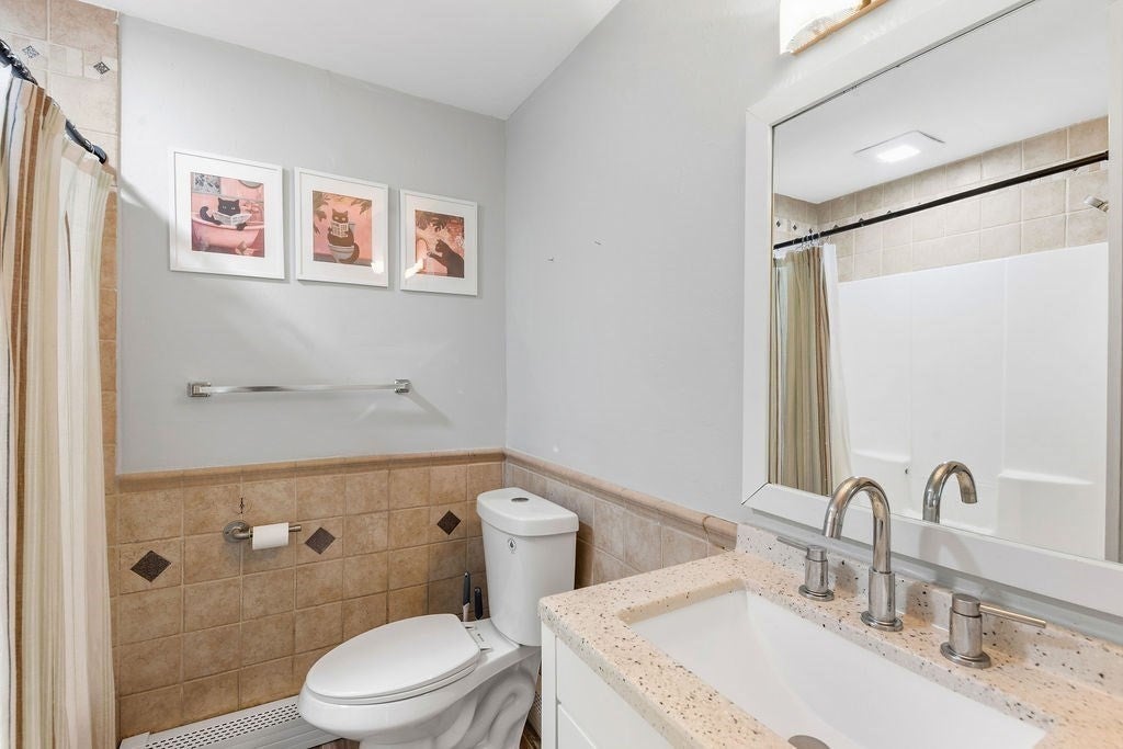 8 Bliss Rd, Bellingham, MA, 8 Bliss Rd, Bellingham, MA Photo #27