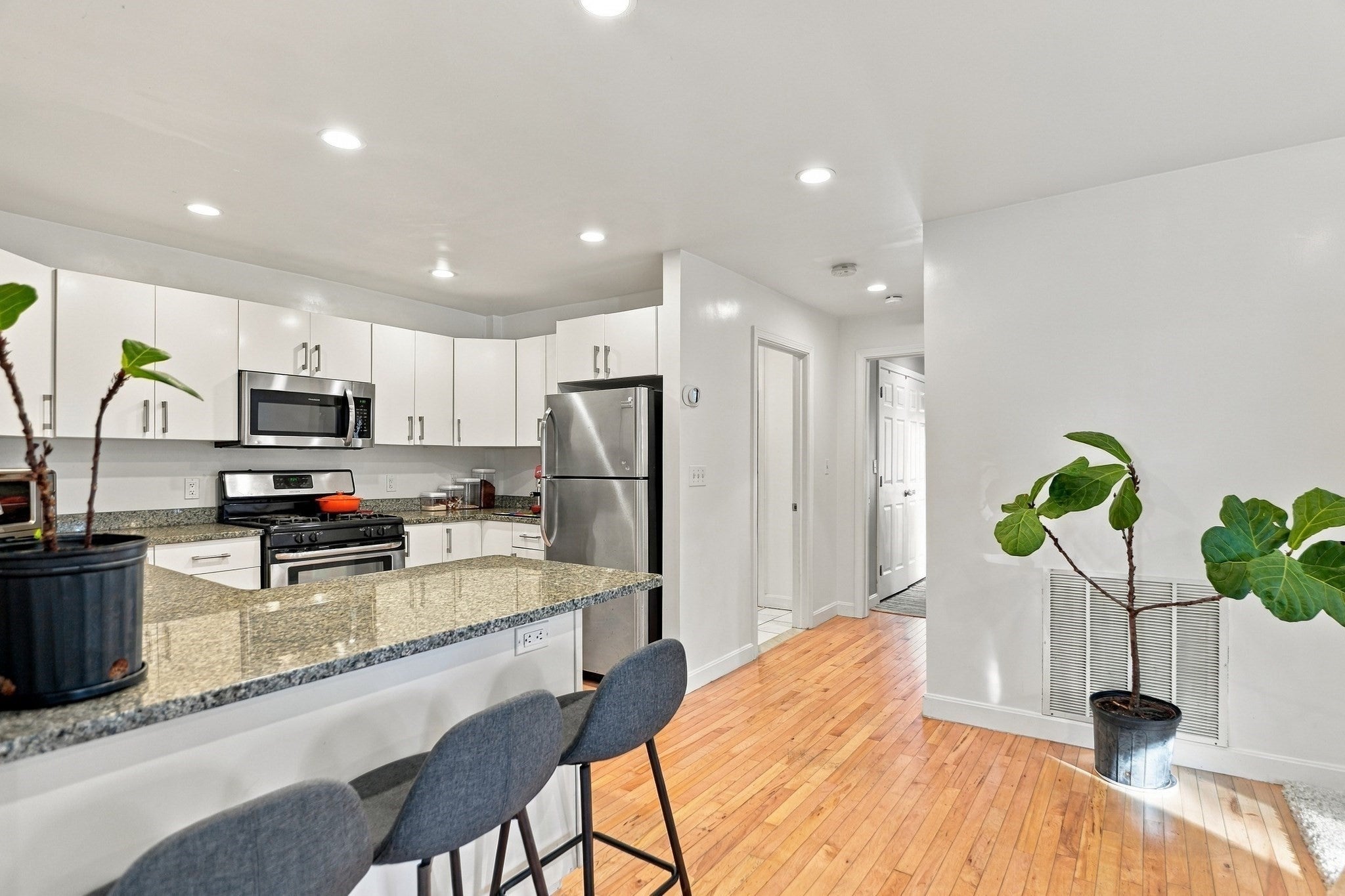 89 Broad Street #1, Lynn, MA, 89 Broad Street #1, Lynn, MA Photo #7