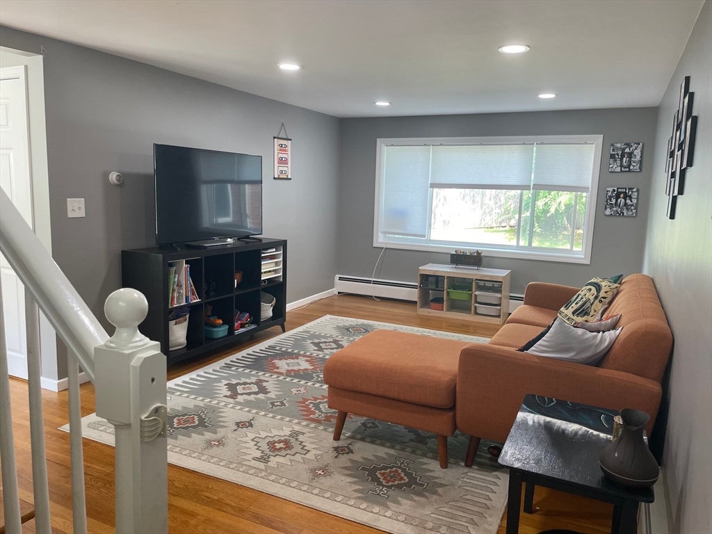 698 Main ST #B, Millis, MA, 698 Main ST #B, Millis, MA Photo #4