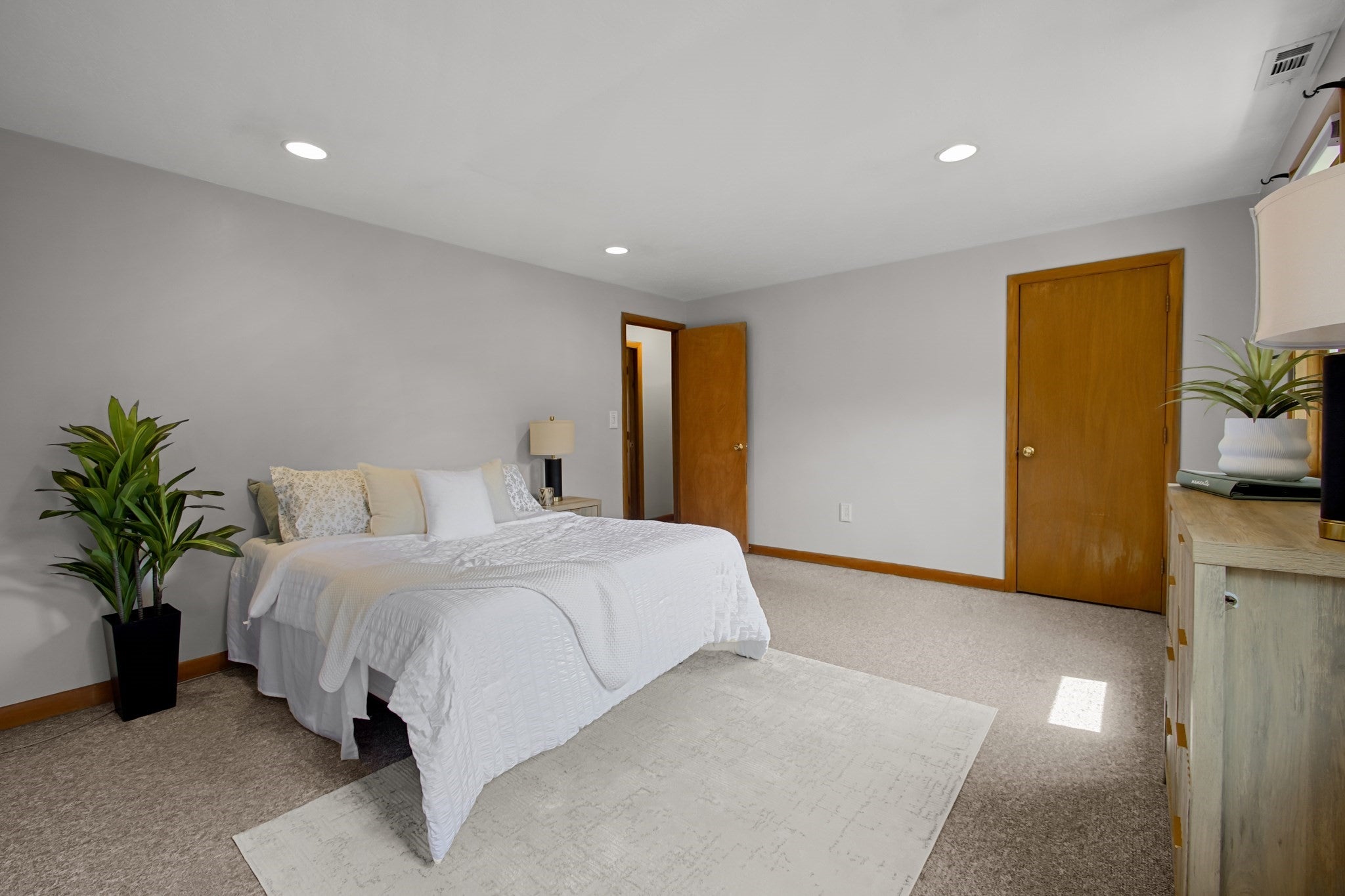 17 Perry Pl #17, Auburn, MA, 17 Perry Pl #17, Auburn, MA Photo #17