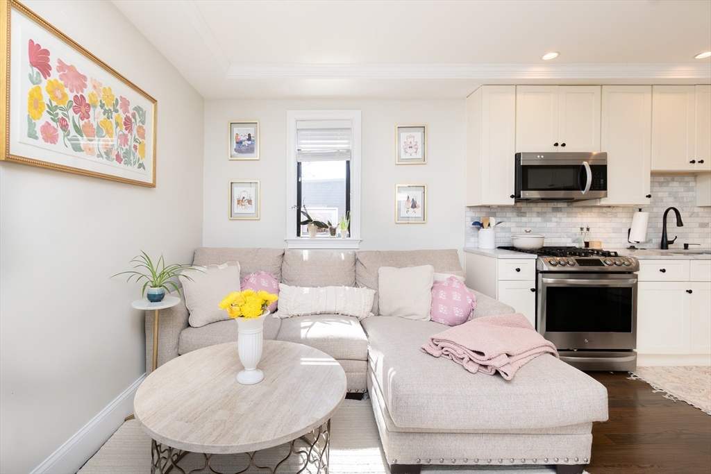 498 Sumner Street #3, Boston, MA Photo #5