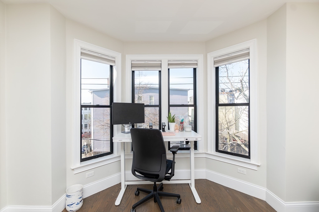498 Sumner Street #3, Boston, MA Photo #15