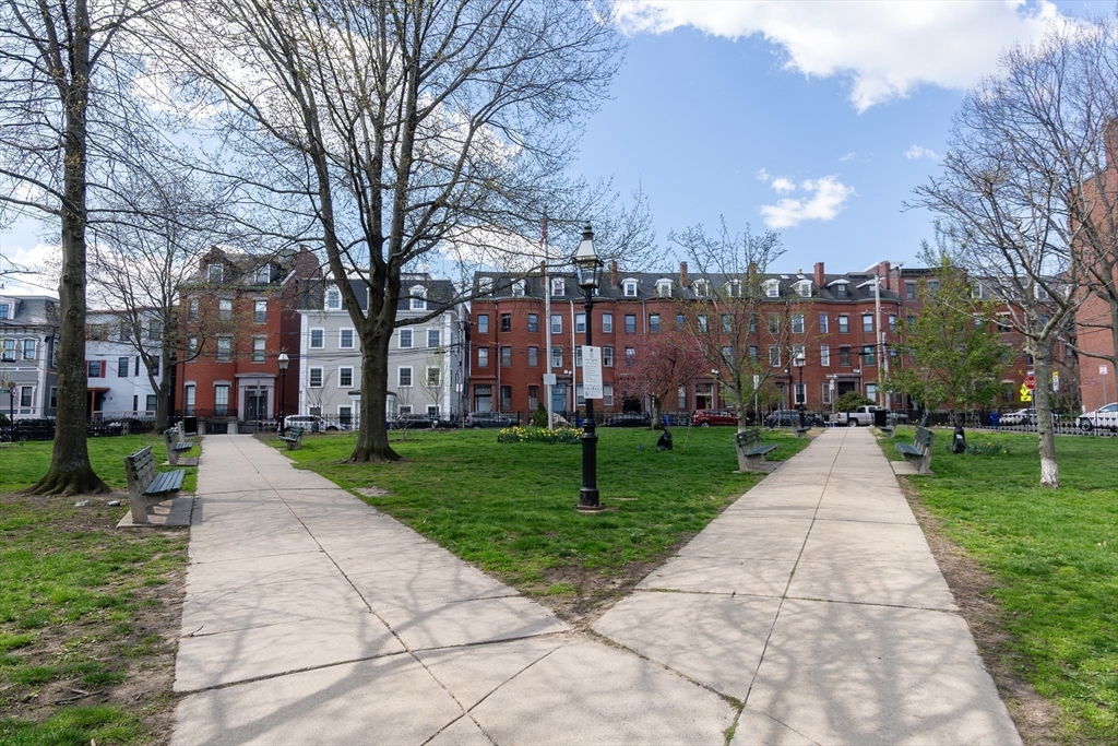 498 Sumner Street #3, Boston, MA Photo #33