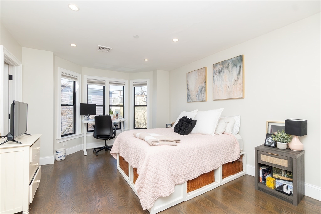 498 Sumner Street #3, Boston, MA Photo #12