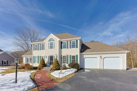 24 Russet Hill Rd Ashland MA 01721