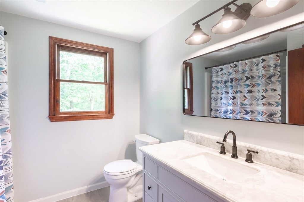15 Thatcher Sq, Brockton, MA Photo #19