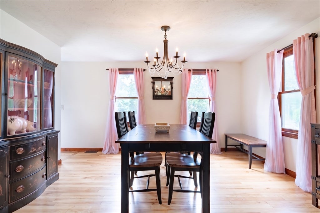 15 Thatcher Sq, Brockton, MA Photo #12