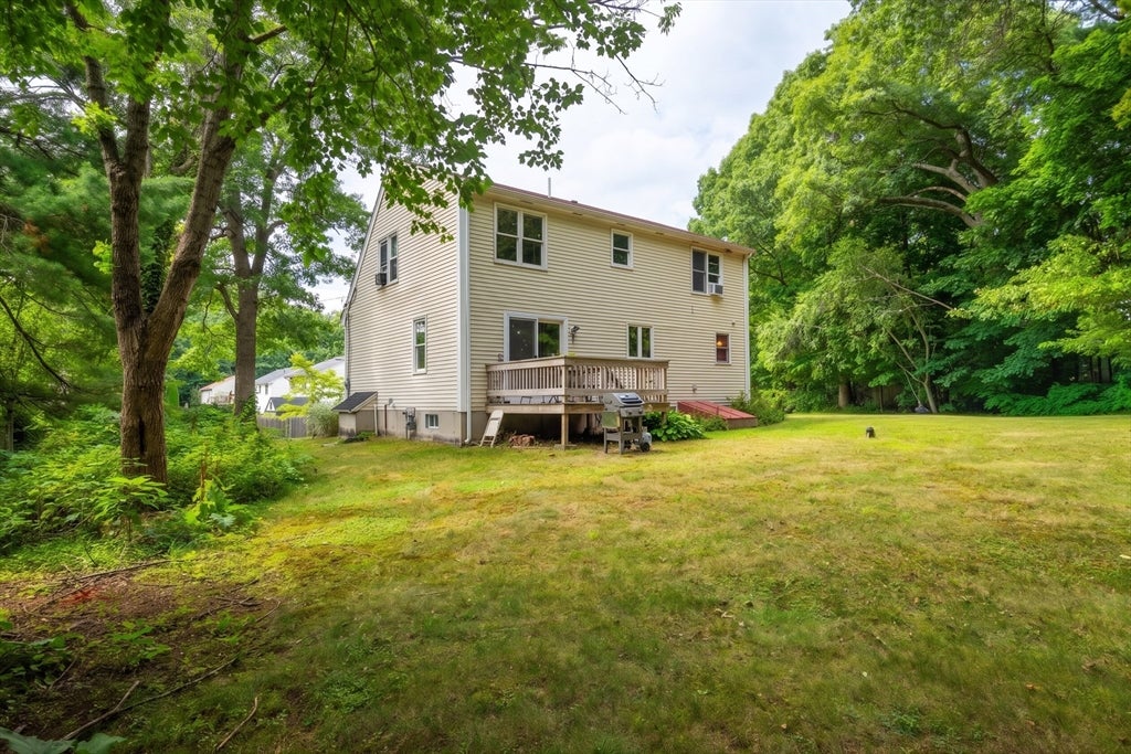 15 Thatcher Sq, Brockton, MA Photo #22