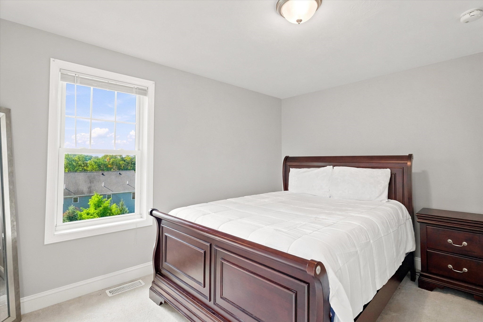 2 Mackenzie Way #TWO, Haverhill, MA, 2 Mackenzie Way #TWO, Haverhill, MA Photo #18