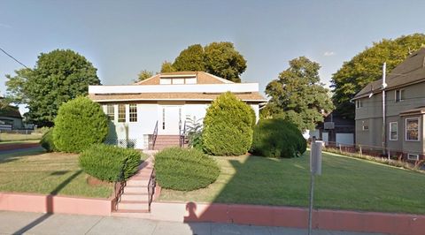 Photo of 236 Madison St #236, Malden, MA 02148 (MLS # 73472071)