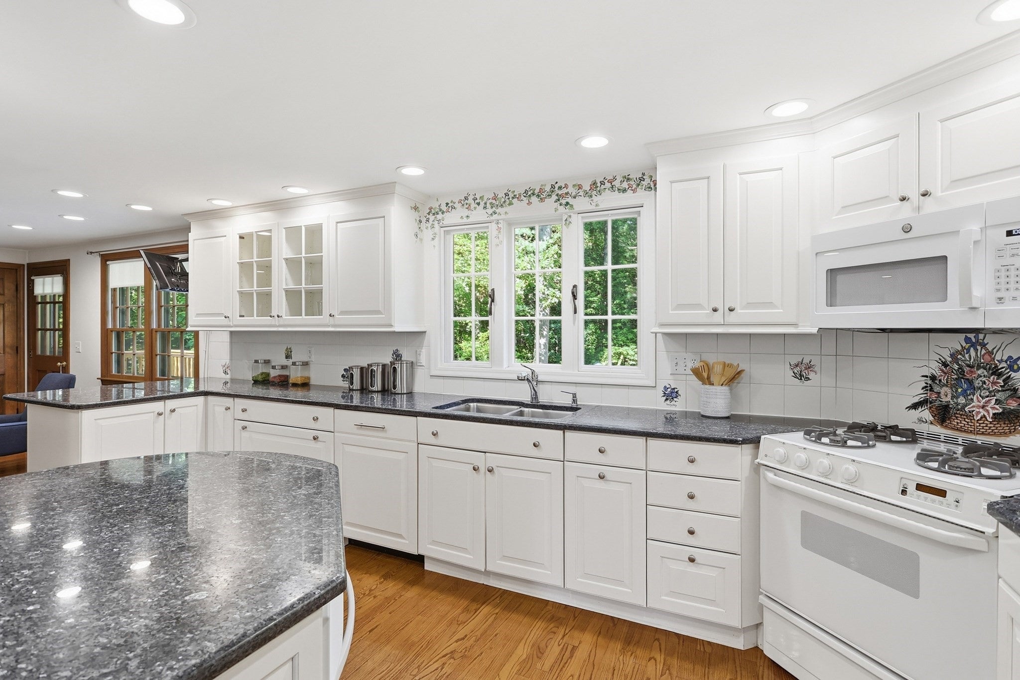 54 Carleton Road, Carlisle, MA Photo #6
