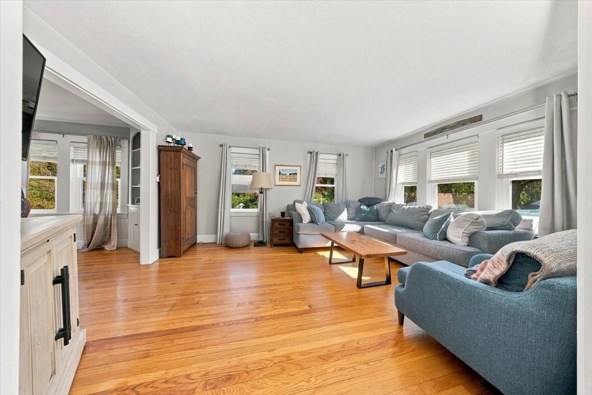 82 Manatee Rd