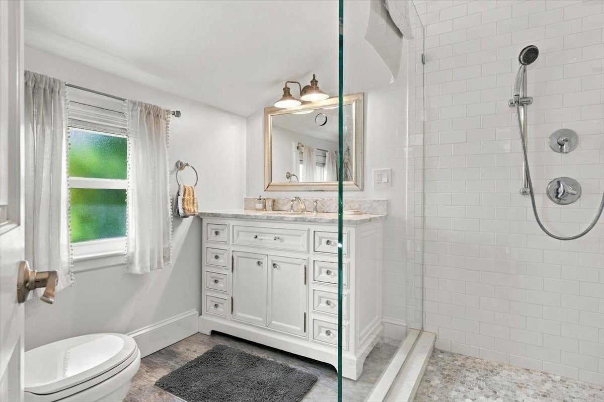 82 Manatee Rd, Hingham, MA Photo #14