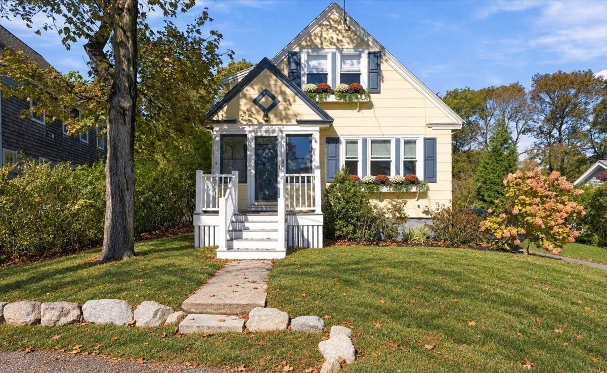 82 Manatee Rd