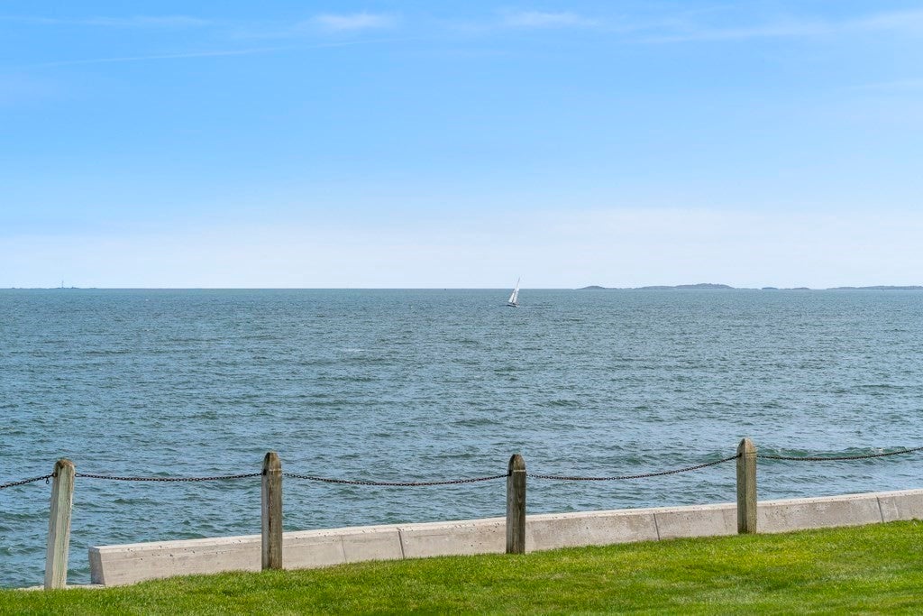 3 Seal Harbor Rd PH33