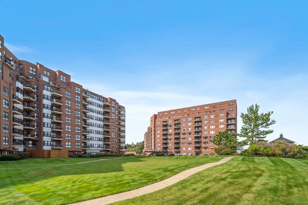 3 Seal Harbor Rd PH33