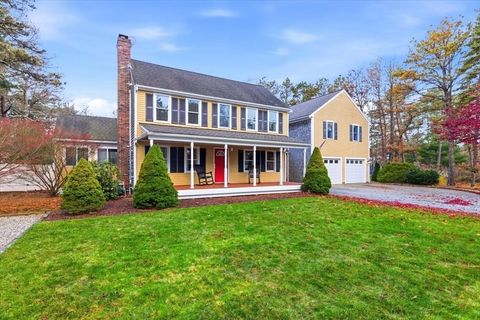 109 Great Pines Dr Mashpee MA 02649