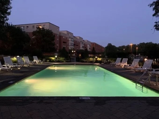 96 Old Colony Ave 227