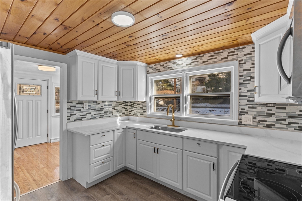 260 Great Rd