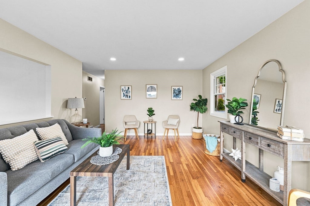 60 Sable Ave, Dartmouth, MA, 60 Sable Ave, Dartmouth, MA Photo #12