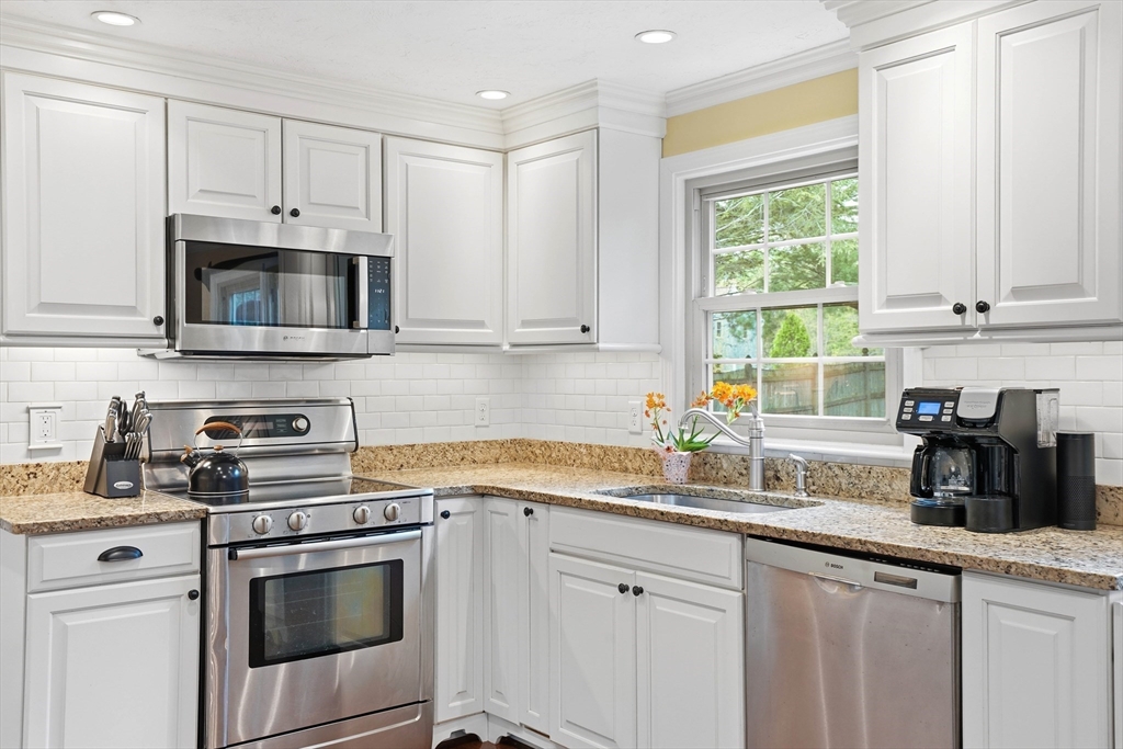 10 Amy Ln, Plymouth, MA, 10 Amy Ln, Plymouth, MA Photo #12