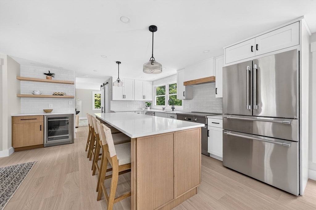 15 Pioneer Rd