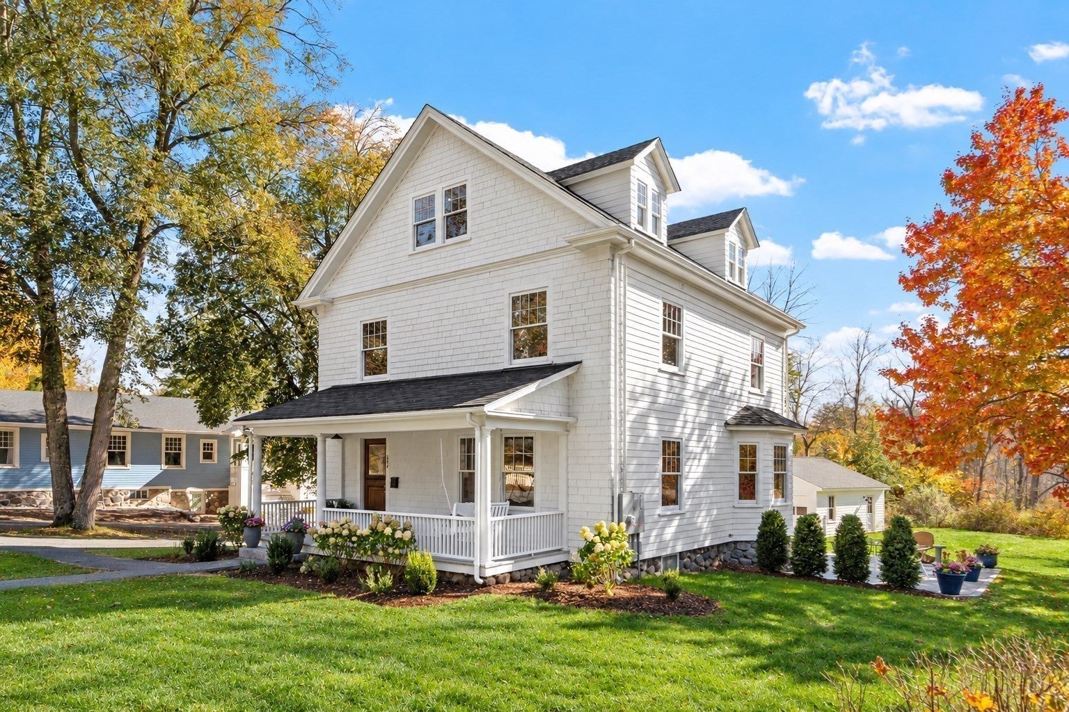 242 Lexington Rd, Concord, MA Photo #1