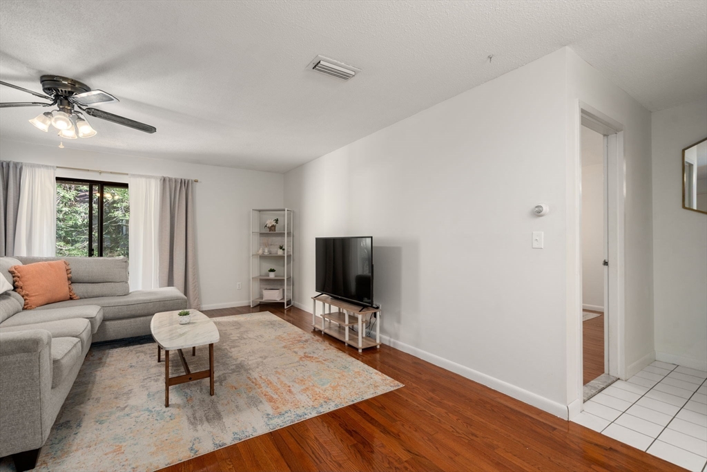 24 Thayer Pond Dr unit 16