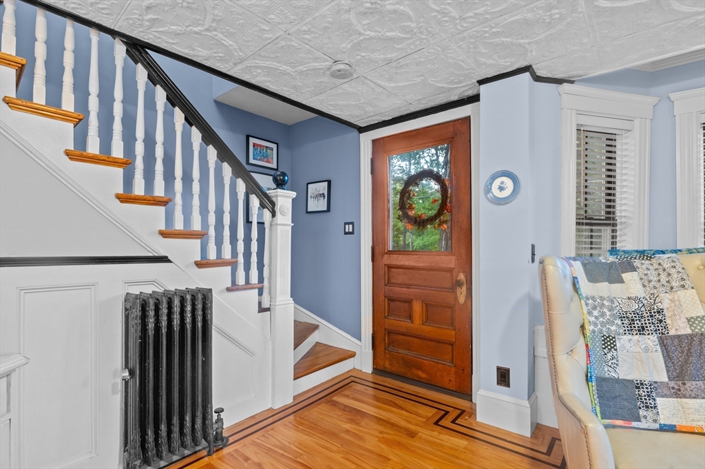 39 Sunnyside Ave