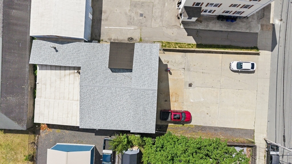 213 Peckham St