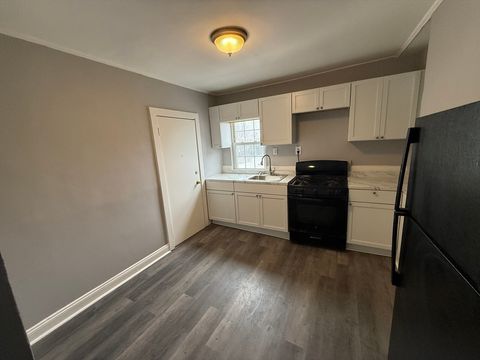 Photo of 272-274 Pleasant St #2, Brockton, MA 02301 (MLS # 73489137)
