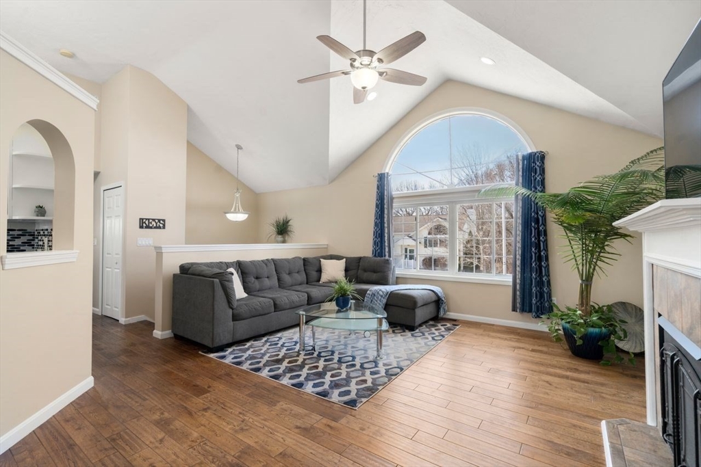 70 Moreland Green Dr