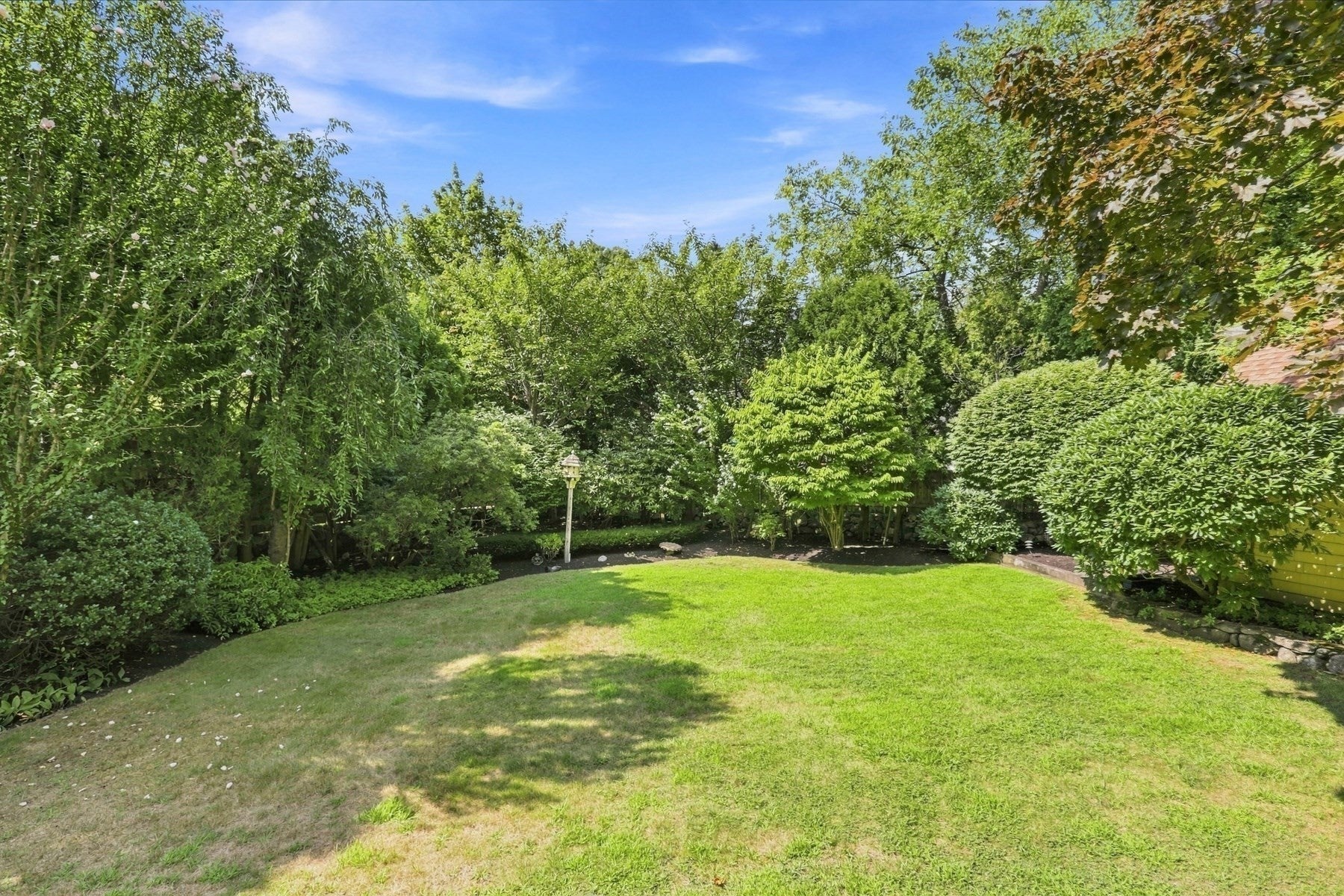 85 High St, Winchester, MA Photo #34