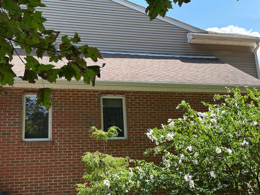 10 Chapman St 208