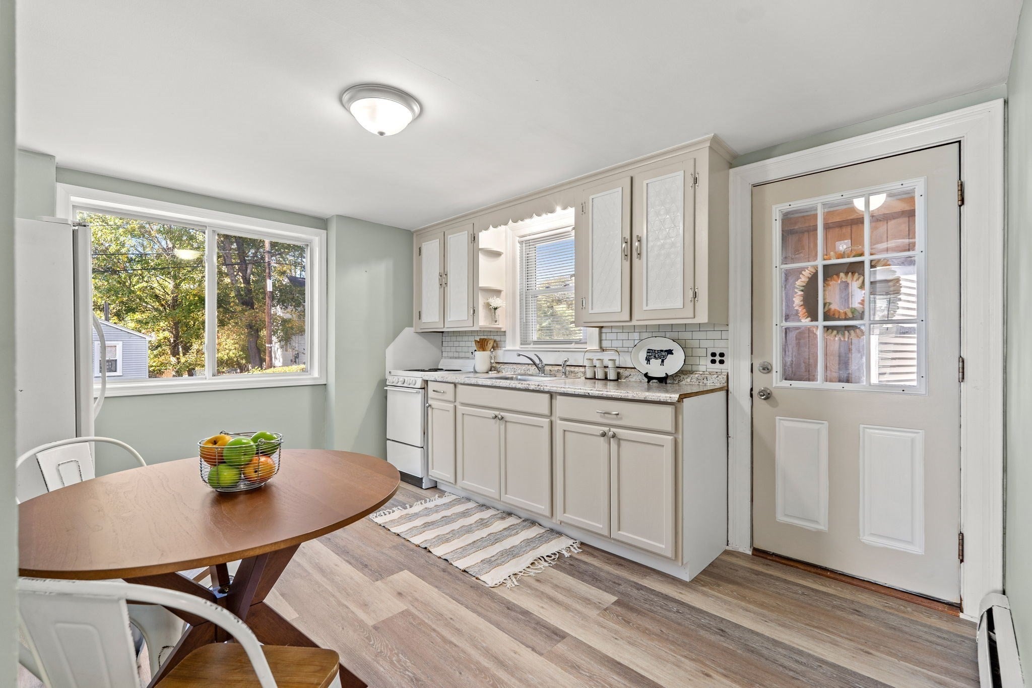 97 Pinckney St, Dracut, MA, 97 Pinckney St, Dracut, MA Photo #6