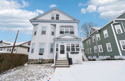 Photo of 422 Chandler St #2, Worcester, MA 01602 (MLS # 73511512)