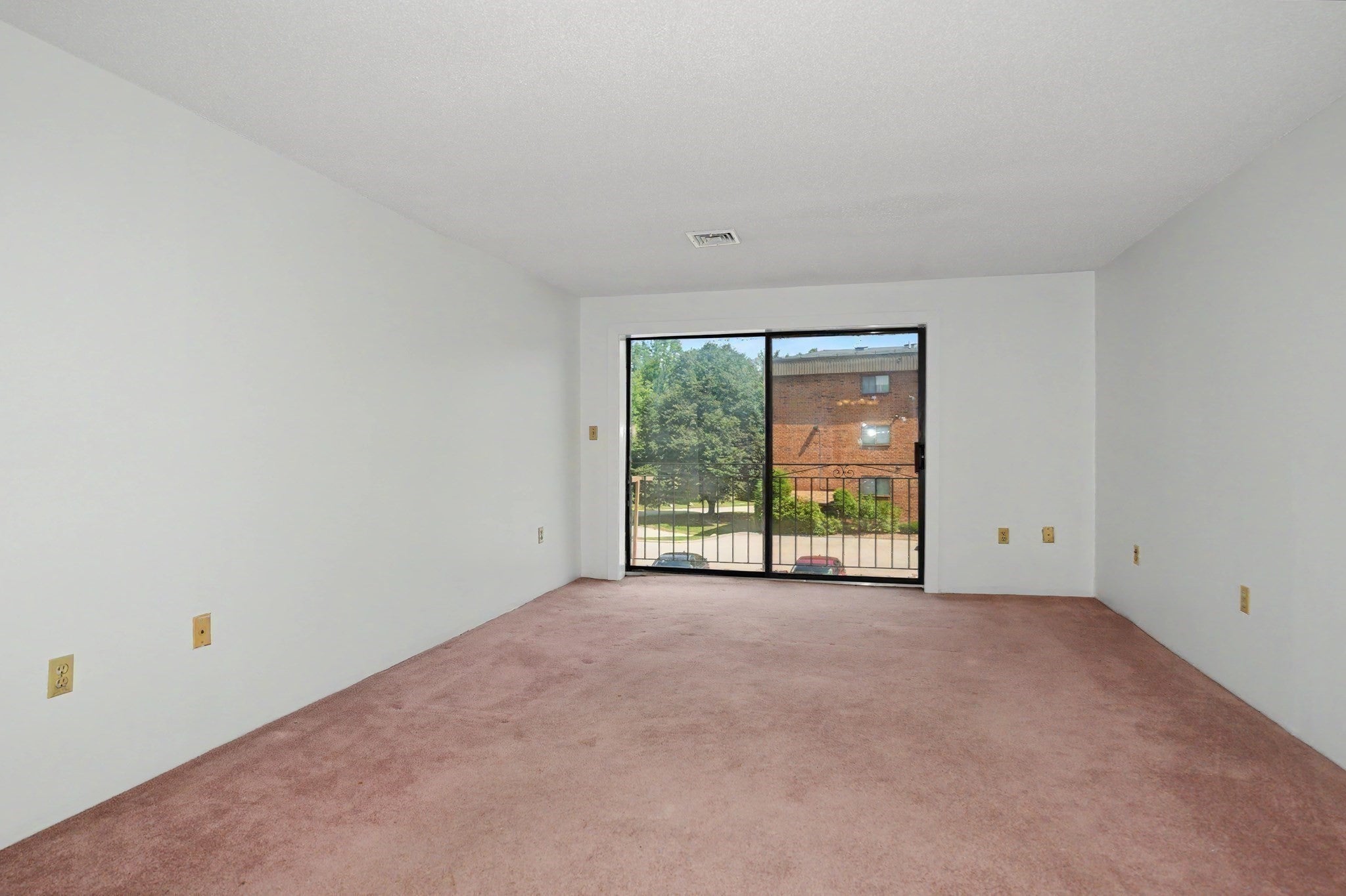181 Littleton Rd #211, Chelmsford, MA, 181 Littleton Rd #211, Chelmsford, MA Photo #10